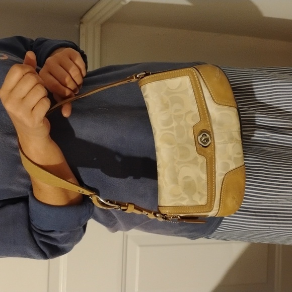 SALE! Auth Vintage Coach Signature Sufflette Cloth/Leather Shoulder/Handbag - Picture 3 of 14